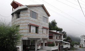 acharya cottage manali